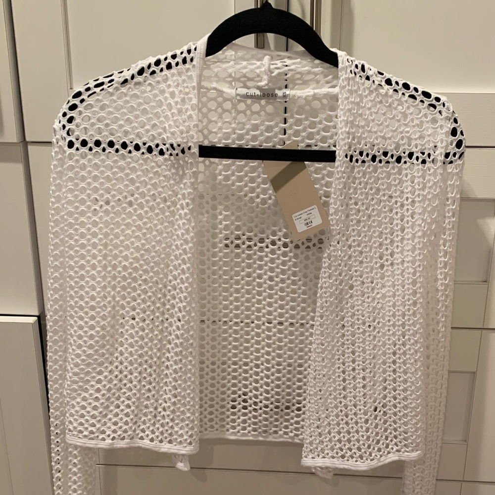 NWT cut loose top